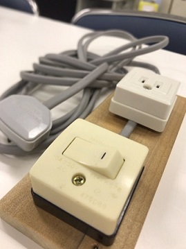 「電気工作~スイッチ付き延長コードをつくろう~」